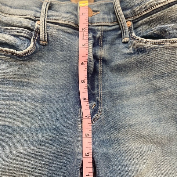 Mother Mid-Rise Dazzler Ankle Fray Jeans - Riding The Cliffside - Picture 7 of 12